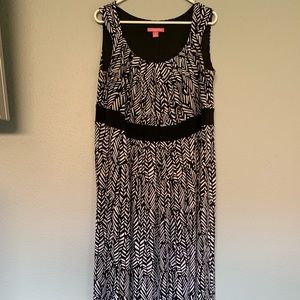 B&W Chevron Design Dress